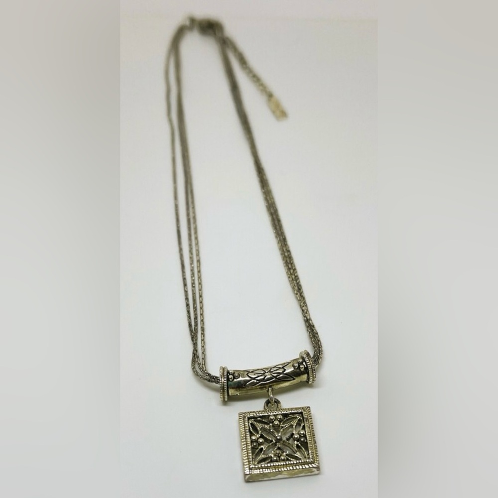 Vintage Napier silver tone filigree 3 strand necklace Women’s costume jewelry - Picture 3 of 6